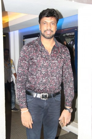 Nenjil Thunivirunthal Grand Premiere Show