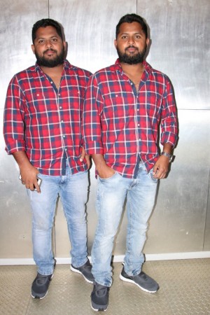 Nenjil Thunivirunthal Grand Premiere Show