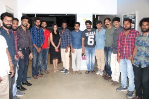 Nenjil Thunivirunthal Grand Premiere Show