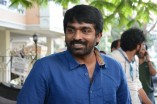Vijay Sethupathi Promotes Pannaiyarum Padminiyum