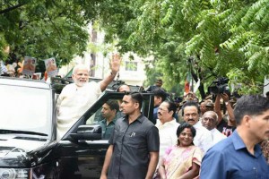 PM Modi Meets Kalaignar Karunanidhi And Stalin In Chennai