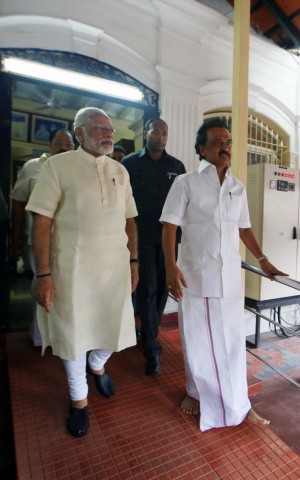 PM Modi Meets Kalaignar Karunanidhi And Stalin In Chennai