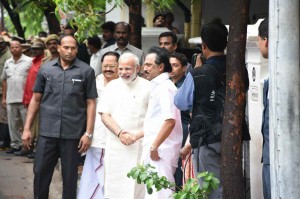 PM Modi Meets Kalaignar Karunanidhi And Stalin In Chennai