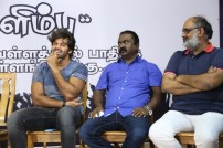 Ra. Parthiban's Manakkalimpu