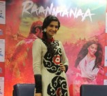 Reliance Digital for Raanjhanaa Promotion