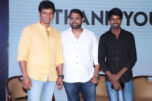 Sangili Bungili Kadhava Thorae Success Meet