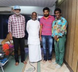 Sasikumar and Balu Mahendra Meets Ilayaraja