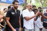 Sathyaraj & Sibiraj rescue a dog which survived the Porur disaster