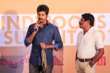 Sivakarthikeyan at the Behindwoods Gold Medals 2013