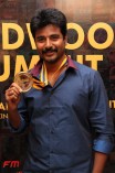 Sivakarthikeyan at the Behindwoods Gold Medals 2013