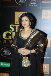 Stars at 9th Renault Star Guild Awards