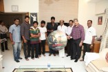 Superstar Rajinikanth Launches Naan Sigappu Manithan Audio
