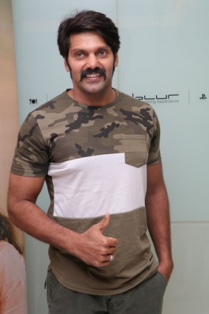 Suriya and Karthi at Theeran Adhigaram Ondru Celebrity Show