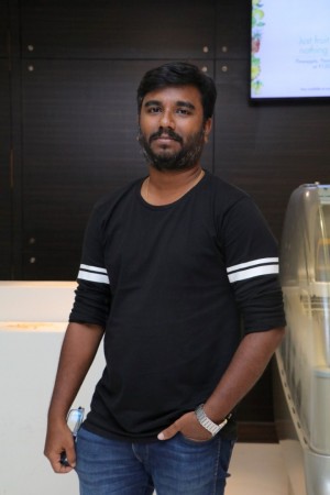 Suriya and Karthi at Theeran Adhigaram Ondru Celebrity Show