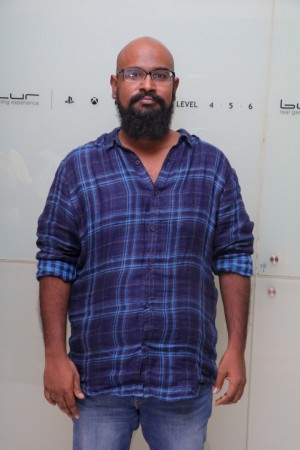 Suriya and Karthi at Theeran Adhigaram Ondru Celebrity Show