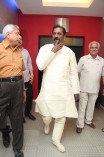 Vairamuthu watches Inam