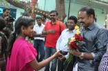 Venkat Prabhu makes children happy on his birthday