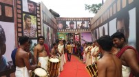 Vishal's Kaththi Sandai promotions in Kerala