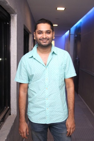 Yeithavan Movie Celebrities Show