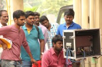 Kadhal Kasakkudhaiya (aka) Kadhal Kasakudhaiyaa