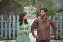 Kadhal Kasakkudhaiya (aka) Kadhal Kasakudhaiyaa