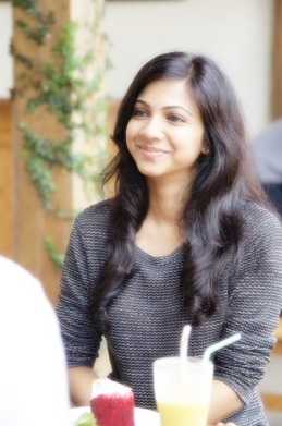 Kadhalum Kadanthu Pogum