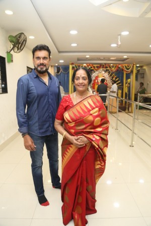 Karichoru (aka) Kari choru