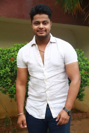 Meesaya Murukku (aka) Meesaiya Murukku