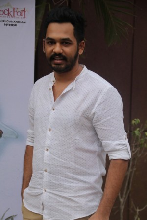 Meesaya Murukku (aka) Meesaiya Murukku