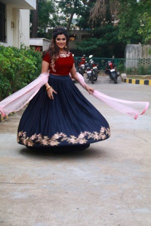 Meesaya Murukku (aka) Meesaiya Murukku