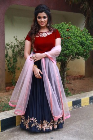 Meesaya Murukku (aka) Meesaiya Murukku