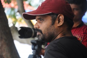 Naan Yaarendru Nee Sol (aka) Naan Yaar endru Nee Sol