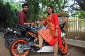 Naan Yaarendru Nee Sol (aka) Naan Yaar endru Nee Sol