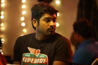 Naanum Rowdy Dhaan (aka) Naanum Rowdy Thaan