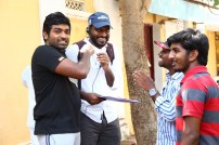 Naanum Rowdy Dhaan (aka) Naanum Rowdy Thaan