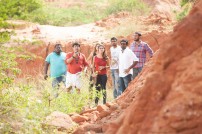 Naanum Rowdy Dhaan (aka) Naanum Rowdy Thaan