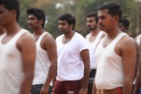 Naanum Rowdy Dhaan (aka) Naanum Rowdy Thaan