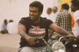 Naanum Rowdy Dhaan (aka) Naanum Rowdy Thaan