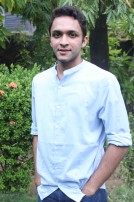 Parandhu Sella Vaa (aka) Parandhu Sella Vaa