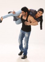 Rajavin Paarvai Raniyin Pakkam (aka) Rajavin Paarvai Raniyin Pakkam