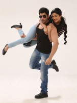 Rajavin Paarvai Raniyin Pakkam (aka) Rajavin Paarvai Raniyin Pakkam