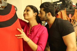 Rajavin Parvai Raniyin Pakkam (aka) Rajavin ParvaiRaniyinPakkam