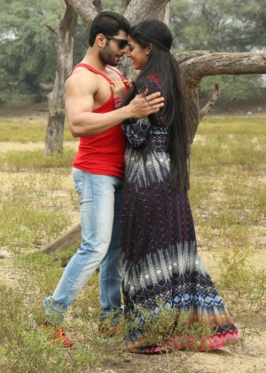 Rajavin Parvai Raniyin Pakkam (aka) Rajavin ParvaiRaniyinPakkam