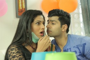 Rajavin Parvai Raniyin Pakkam (aka) Rajavin ParvaiRaniyinPakkam