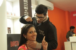 Rajavin Parvai Raniyin Pakkam (aka) Rajavin ParvaiRaniyinPakkam