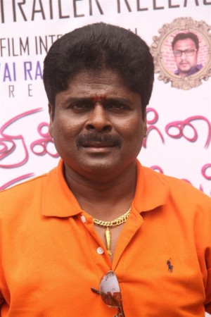 Rajavin Parvai Raniyin Pakkam (aka) Rajavin ParvaiRaniyinPakkam