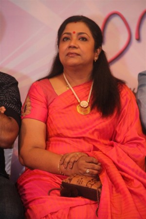 Rajavin Parvai Raniyin Pakkam (aka) Rajavin ParvaiRaniyinPakkam