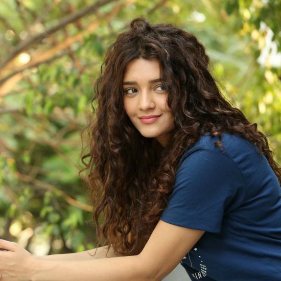 Ritika Singh 