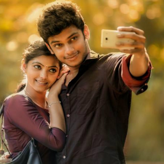  Kaadhal Kan Kattudhe