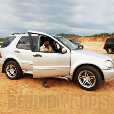 Arun Vijay – Mercedes ML320